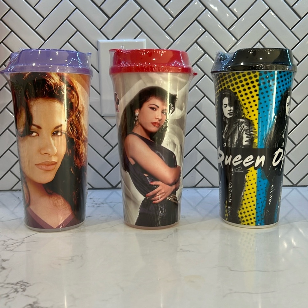 Selena tumbler plastic cup set of 3, brand new‎ and sealed